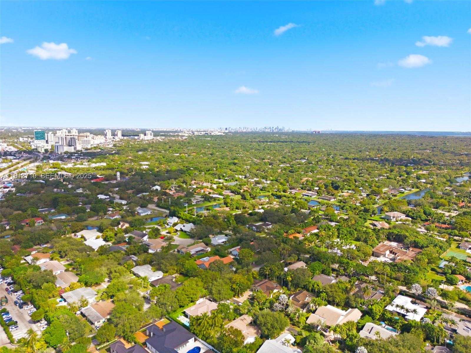 Imagen de Pequeño Objeto