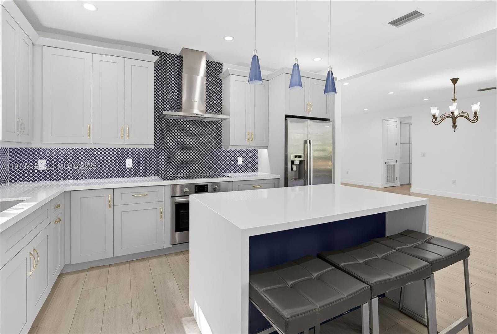 Imagen de Pequeño Objeto