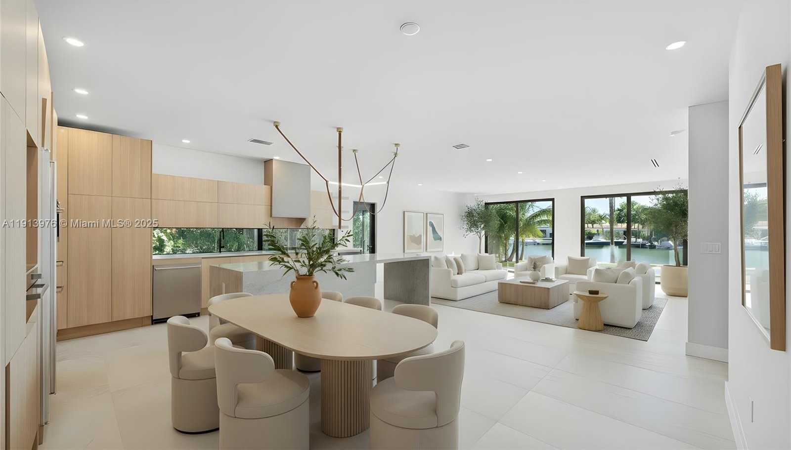 Small Image of 550 SOUTH SHORE DR, Miami Beach Number 5