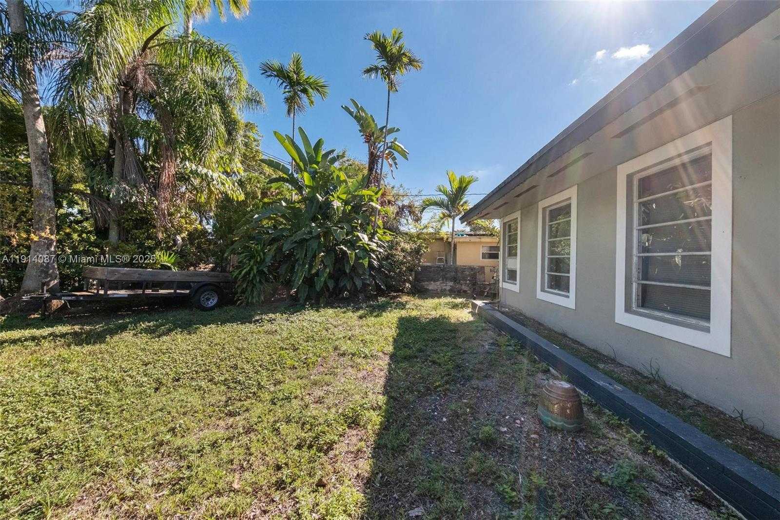 Small Image of 5110 SOUTH WEST 92ND AVE, Miami Number 11