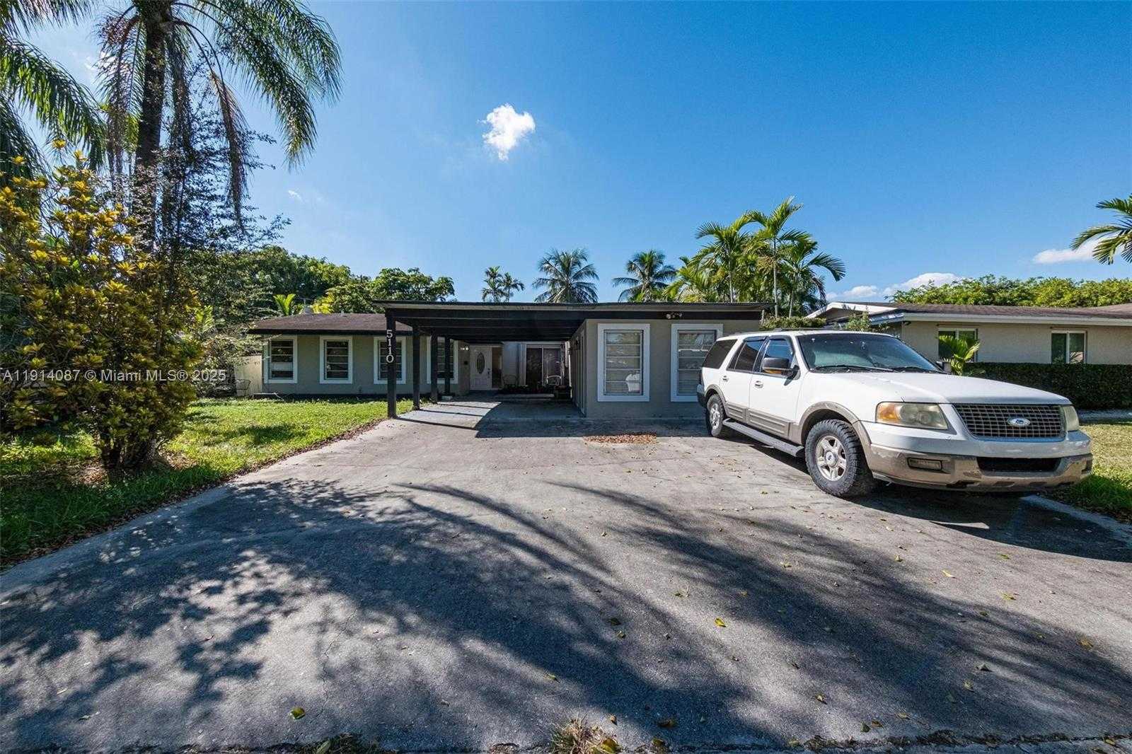 Small Image of 5110 SOUTH WEST 92ND AVE, Miami Number 15