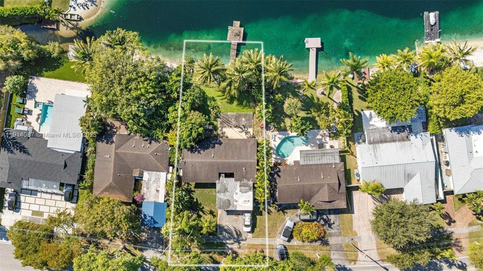 Small Image of 5110 SOUTH WEST 92ND AVE, Miami Number 21