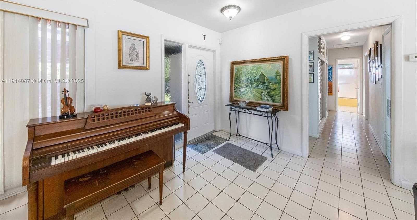 Small Image of 5110 SOUTH WEST 92ND AVE, Miami Number 30