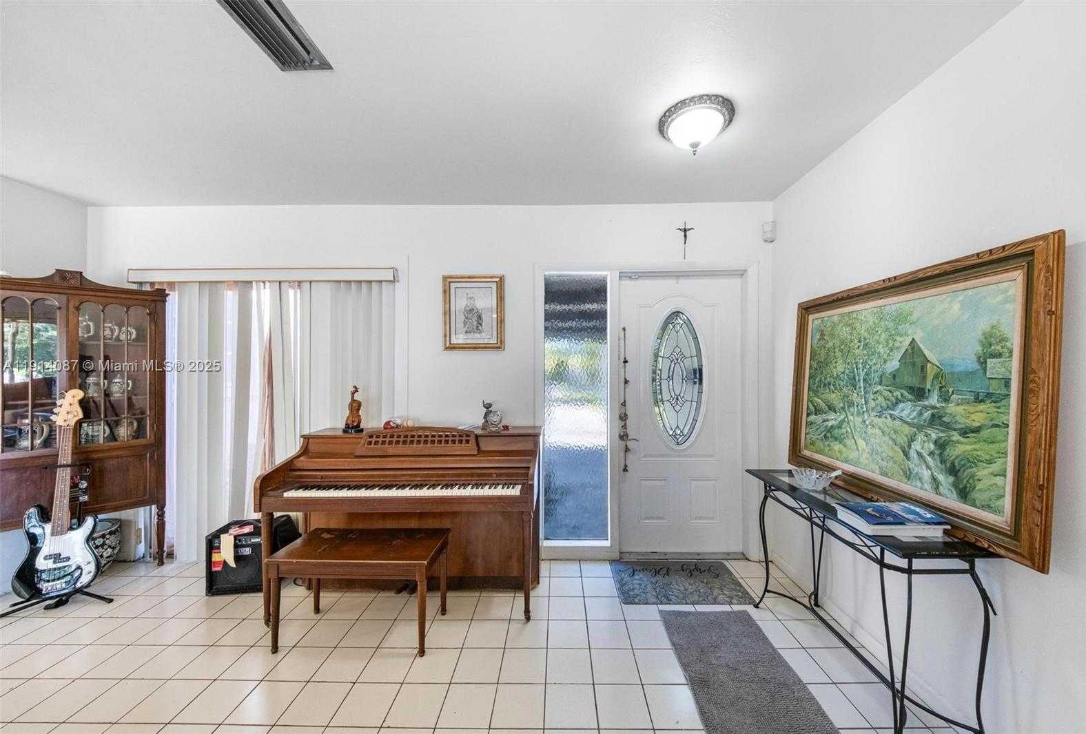 Small Image of 5110 SOUTH WEST 92ND AVE, Miami Number 34