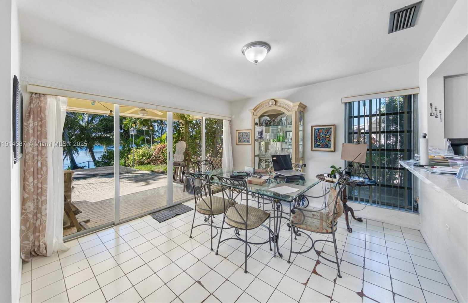 Small Image of 5110 SOUTH WEST 92ND AVE, Miami Number 39