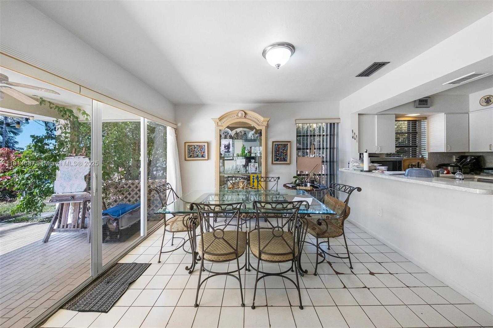 Small Image of 5110 SOUTH WEST 92ND AVE, Miami Number 42