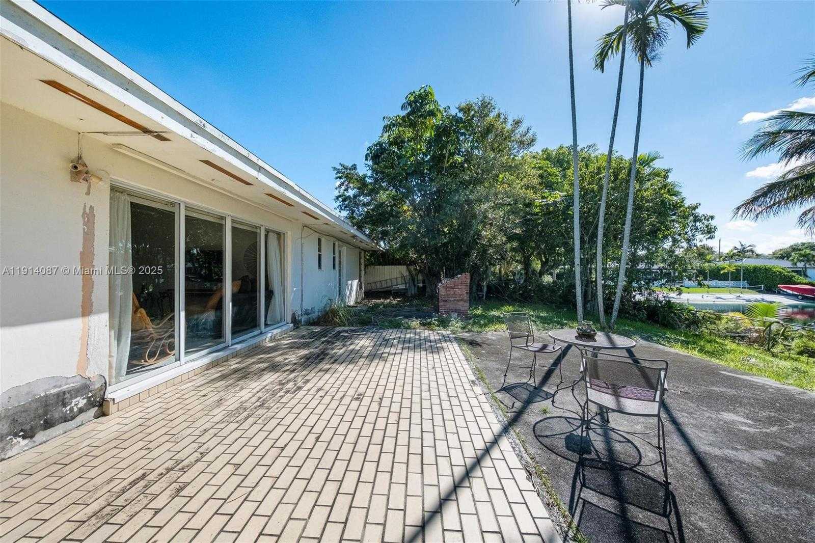 Small Image of 5110 SOUTH WEST 92ND AVE, Miami Number 44