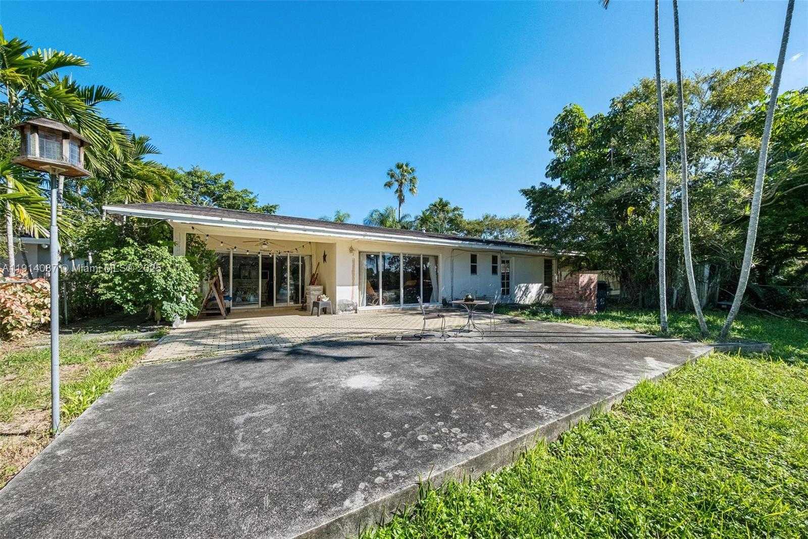 Small Image of 5110 SOUTH WEST 92ND AVE, Miami Number 50