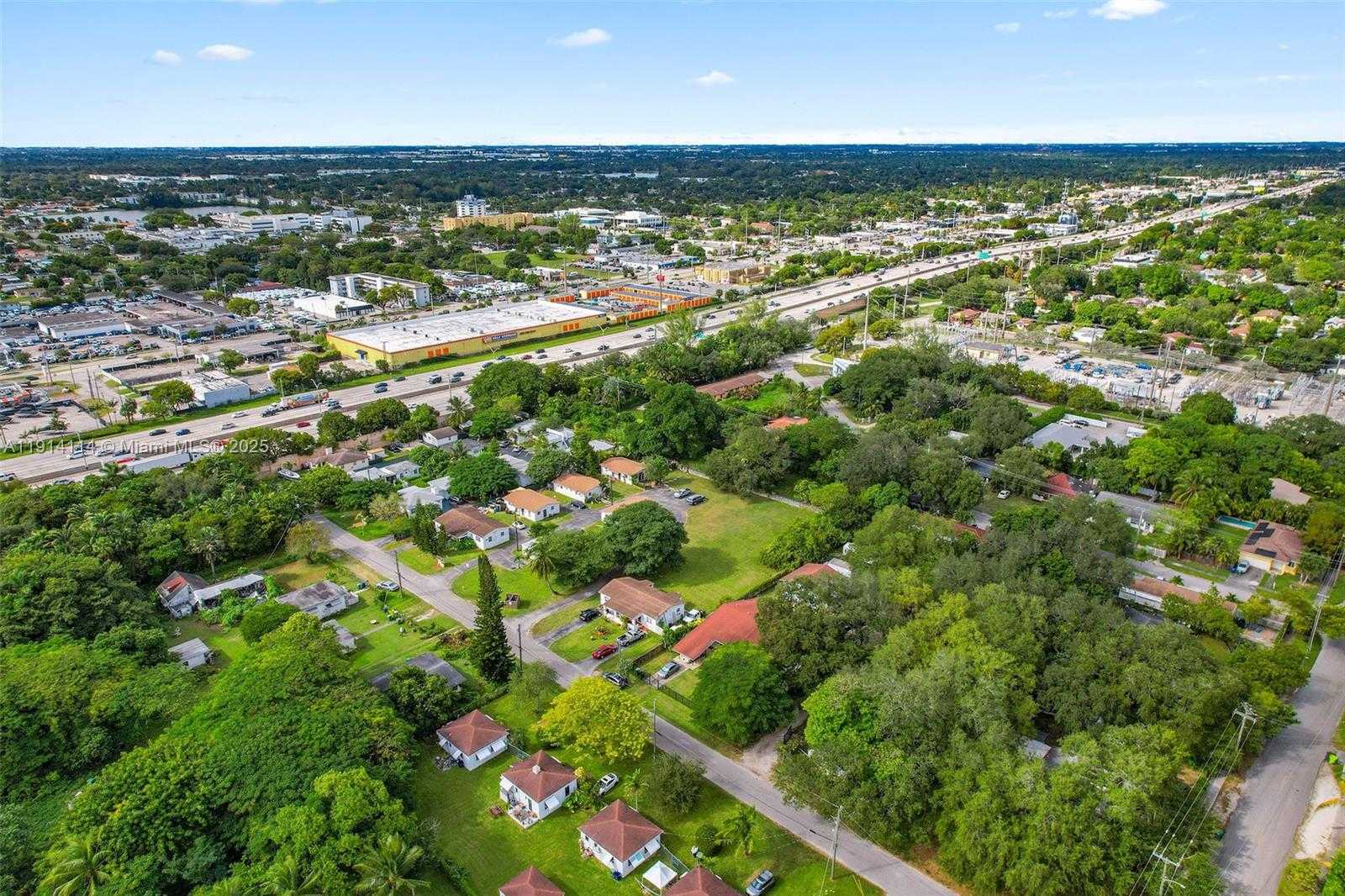 Small Image of 535 NORTH WEST 90TH ST, El Portal Number 28