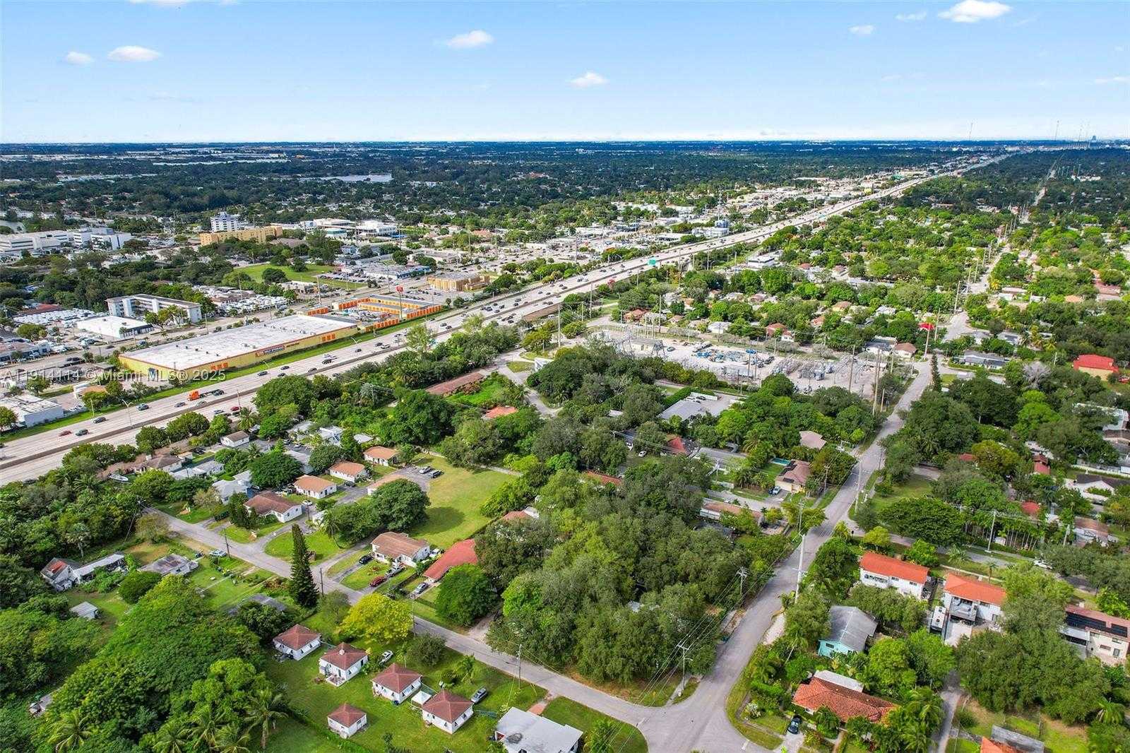 Small Image of 535 NORTH WEST 90TH ST, El Portal Number 30