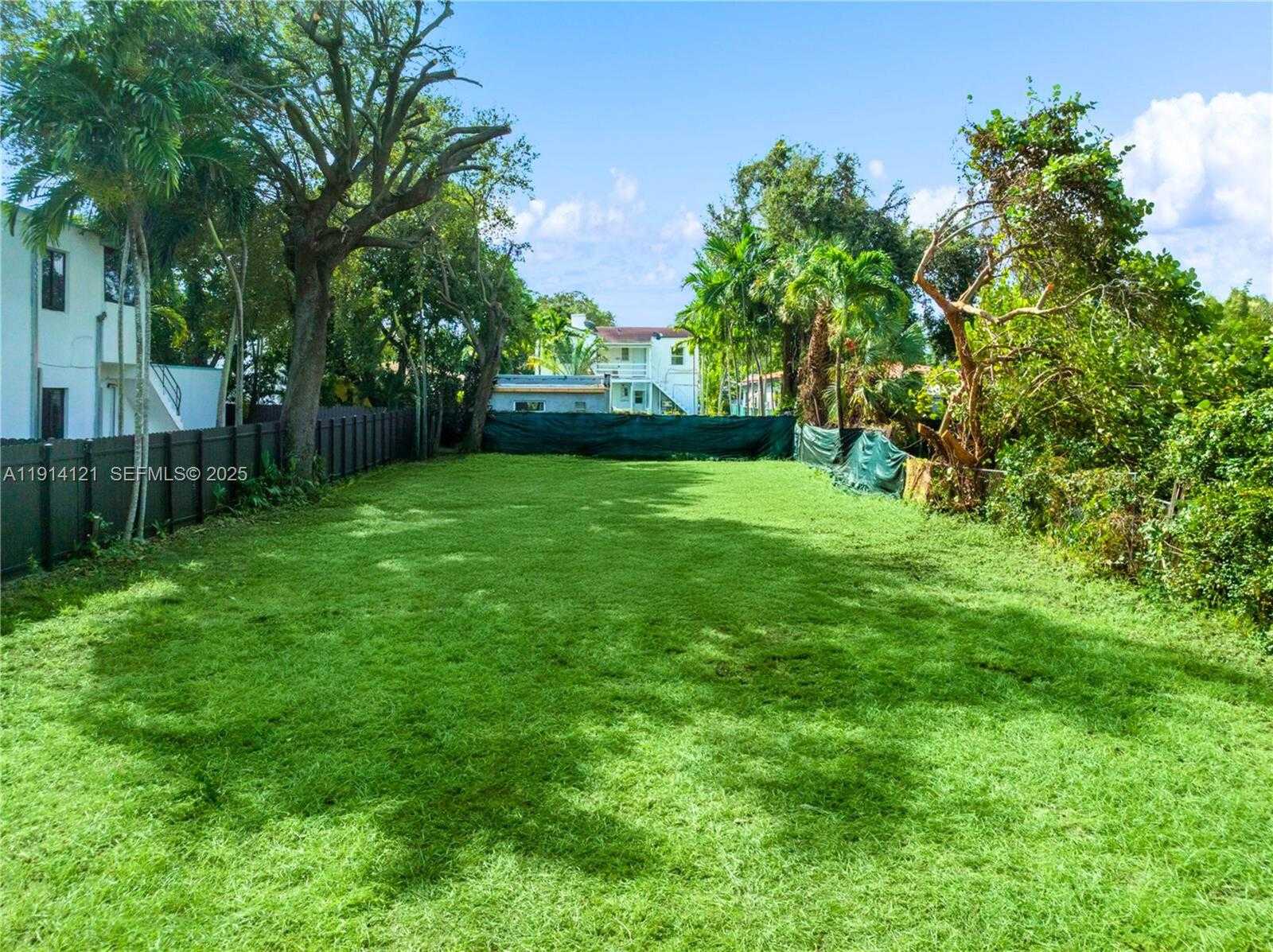 Small Image of 508 NORTH EAST 67TH ST, Miami Number 11