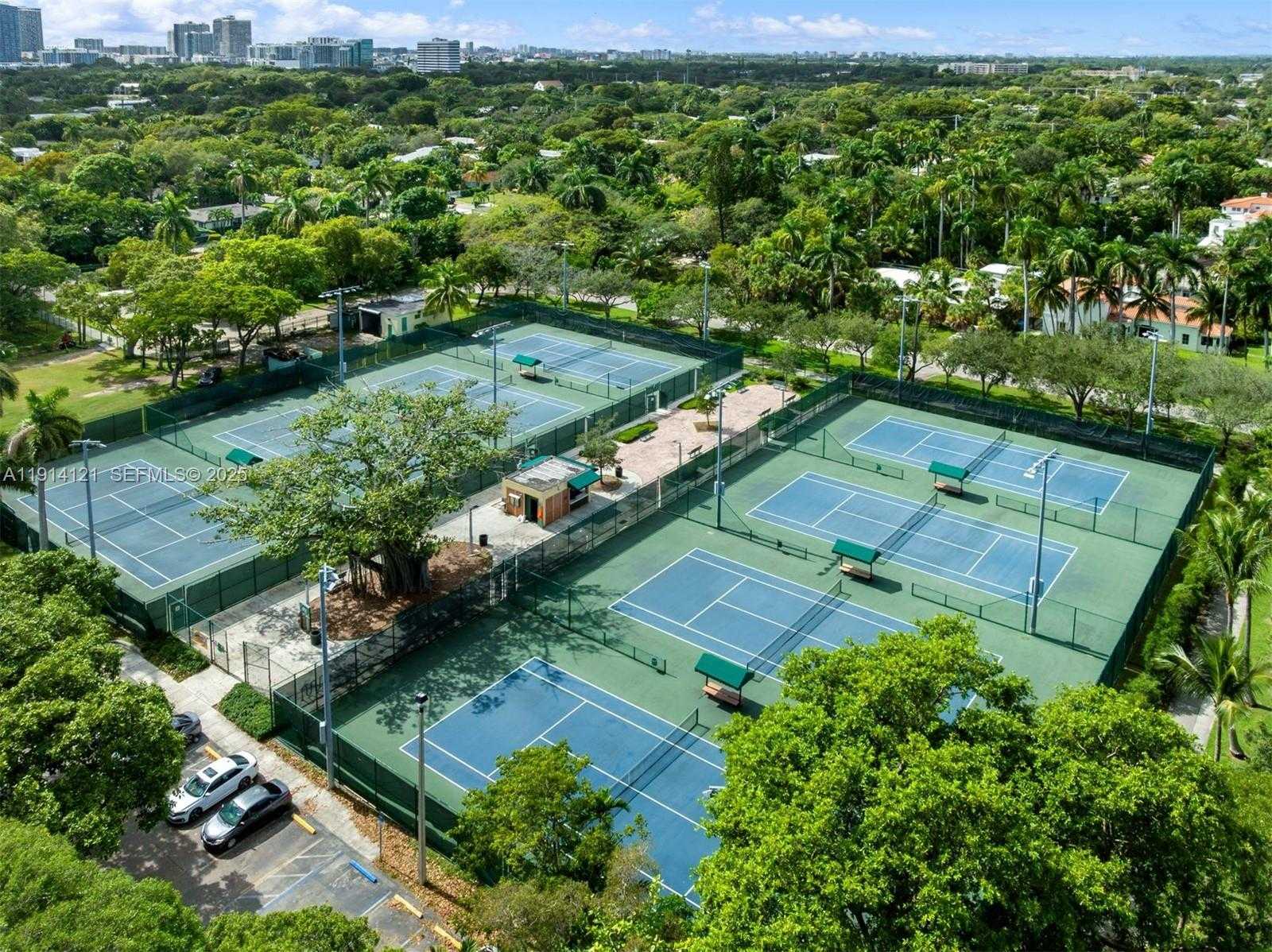 Small Image of 508 NORTH EAST 67TH ST, Miami Number 16