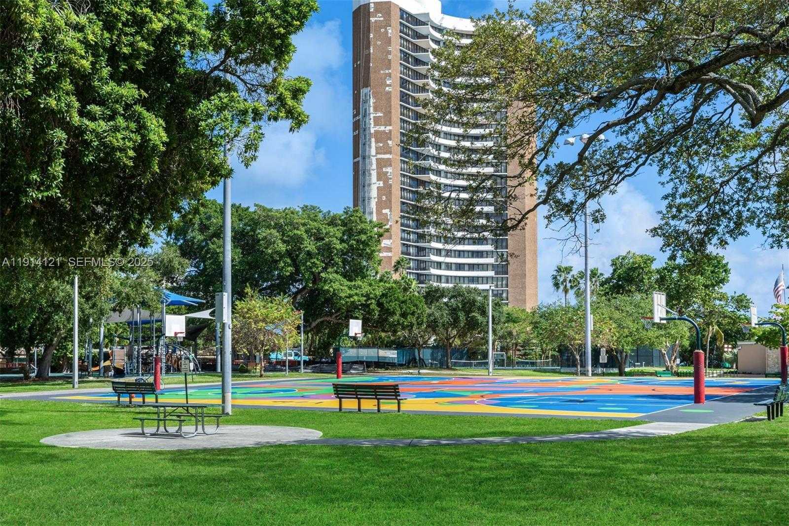 Small Image of 508 NORTH EAST 67TH ST, Miami Number 18