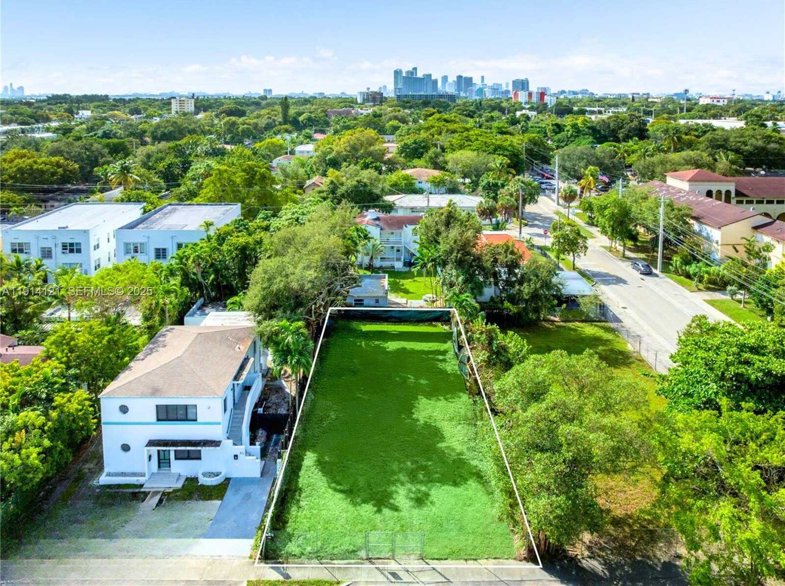 Small Image of 508 NORTH EAST 67TH ST, Miami Number 7