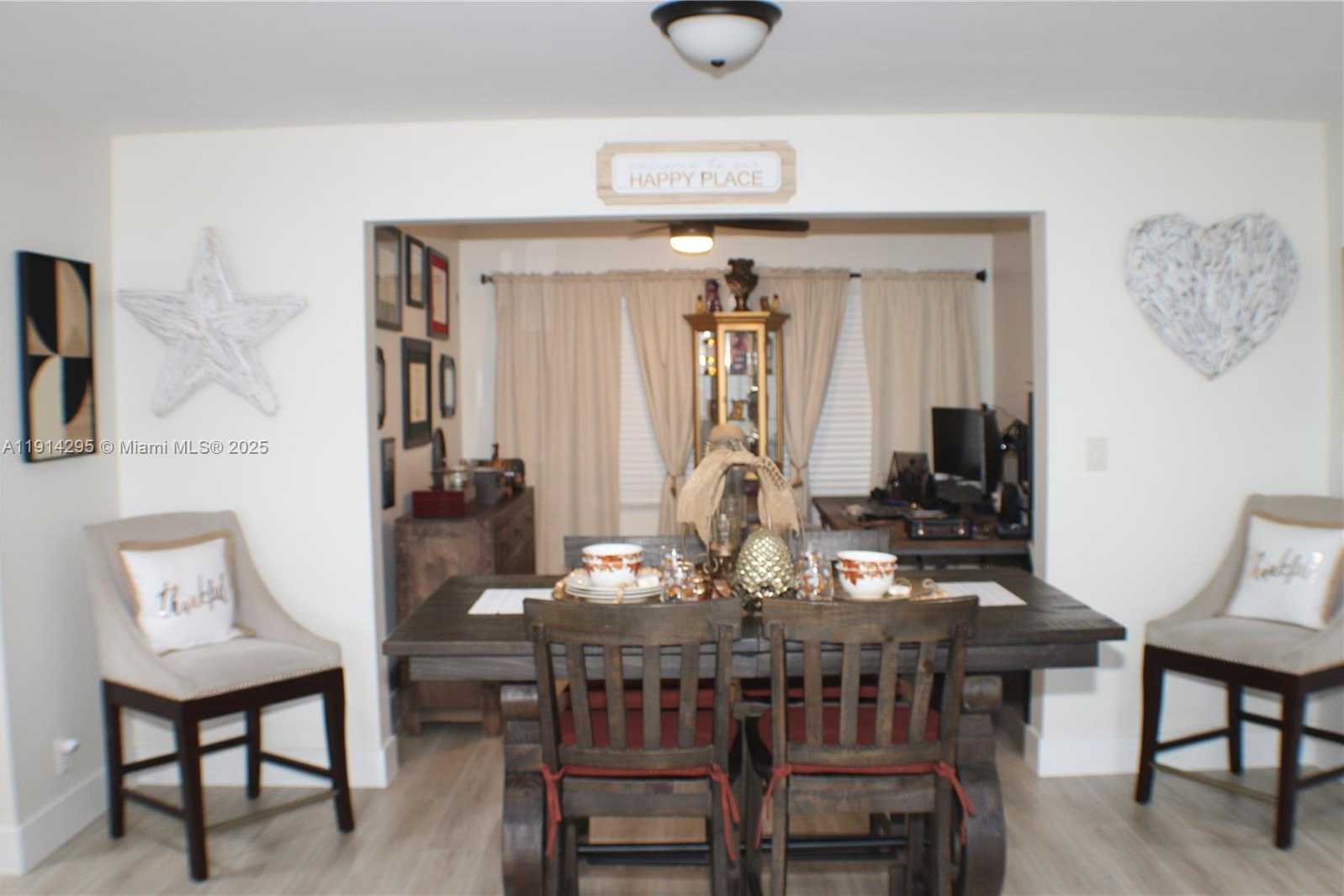 Small Image of 1511 ALFRED DR, Boynton Beach Number 10