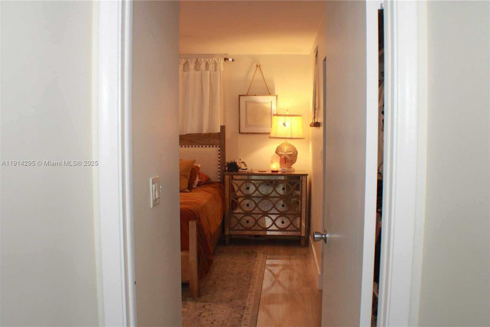 Small Image of 1511 ALFRED DR, Boynton Beach Number 13