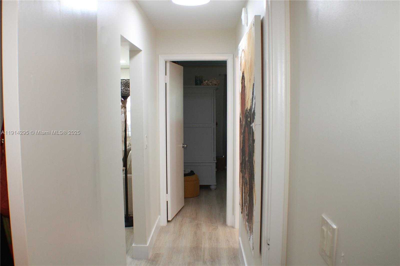 Small Image of 1511 ALFRED DR, Boynton Beach Number 18