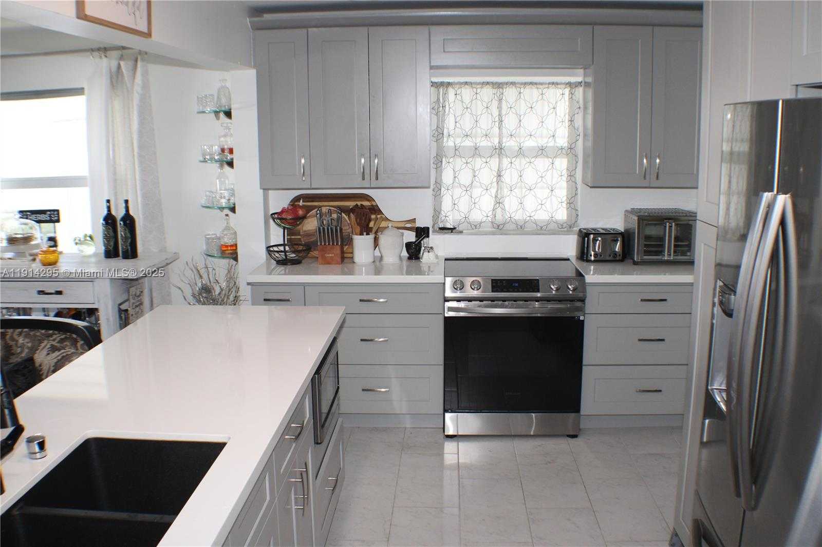 Small Image of 1511 ALFRED DR, Boynton Beach Number 22