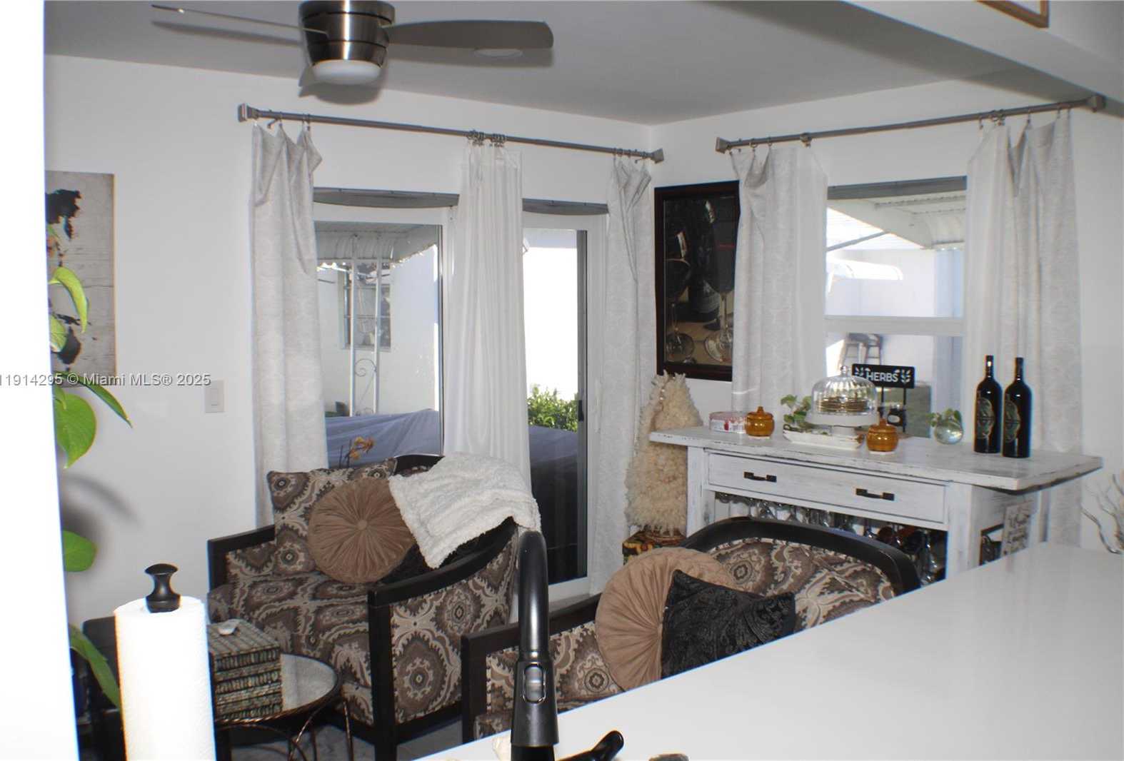 Small Image of 1511 ALFRED DR, Boynton Beach Number 24