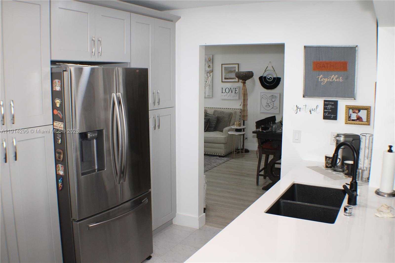 Small Image of 1511 ALFRED DR, Boynton Beach Number 27