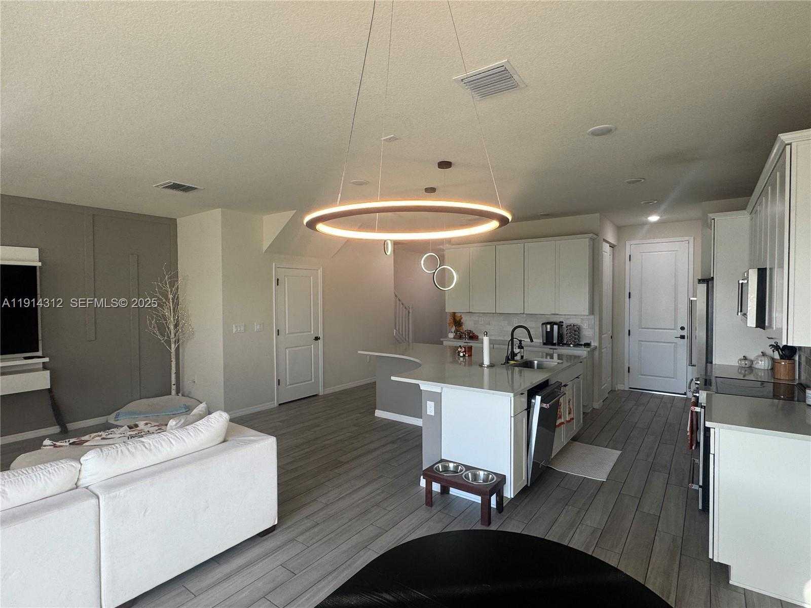 Small Image of 2162 APPLETON CIR N, Oakland Park Number 10