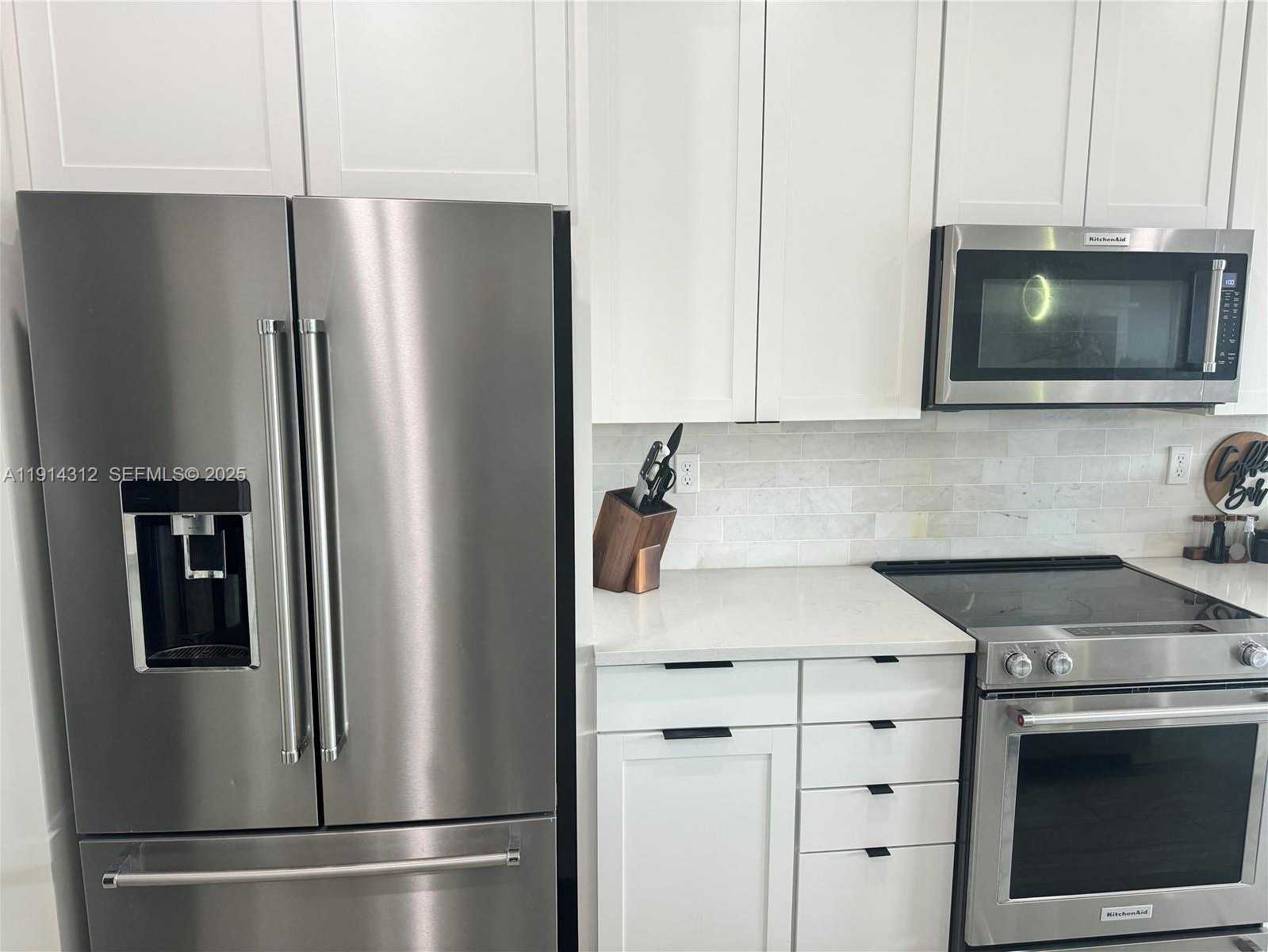 Small Image of 2162 APPLETON CIR N, Oakland Park Number 2