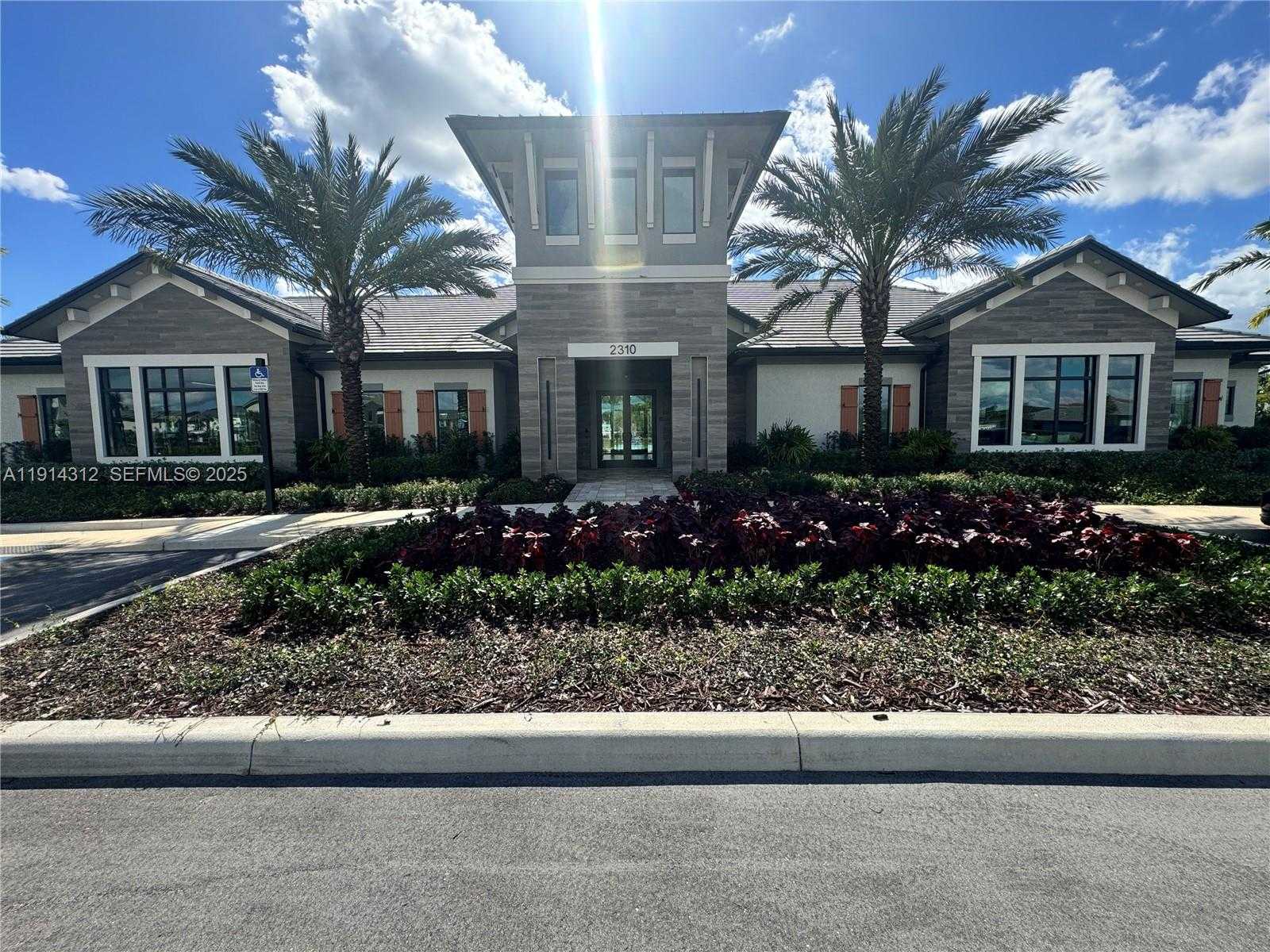 Small Image of 2162 APPLETON CIR N, Oakland Park Number 56