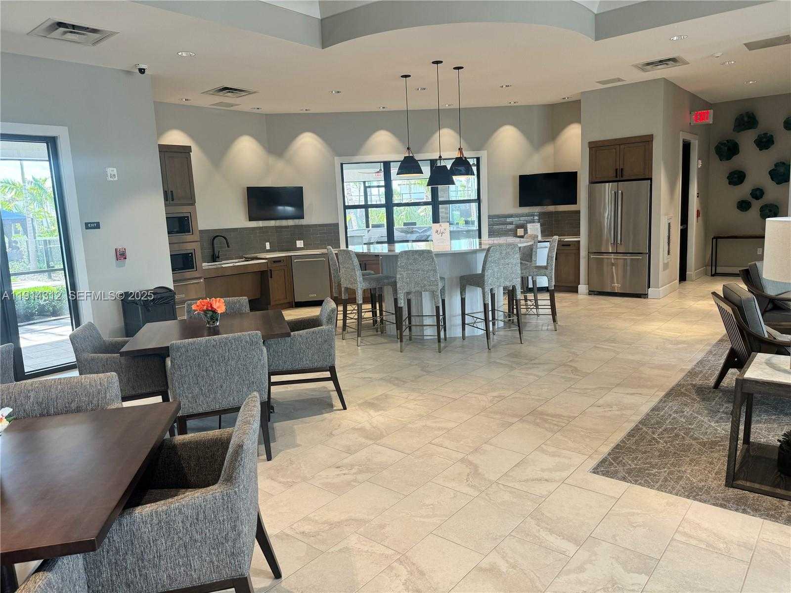 Small Image of 2162 APPLETON CIR N, Oakland Park Number 58