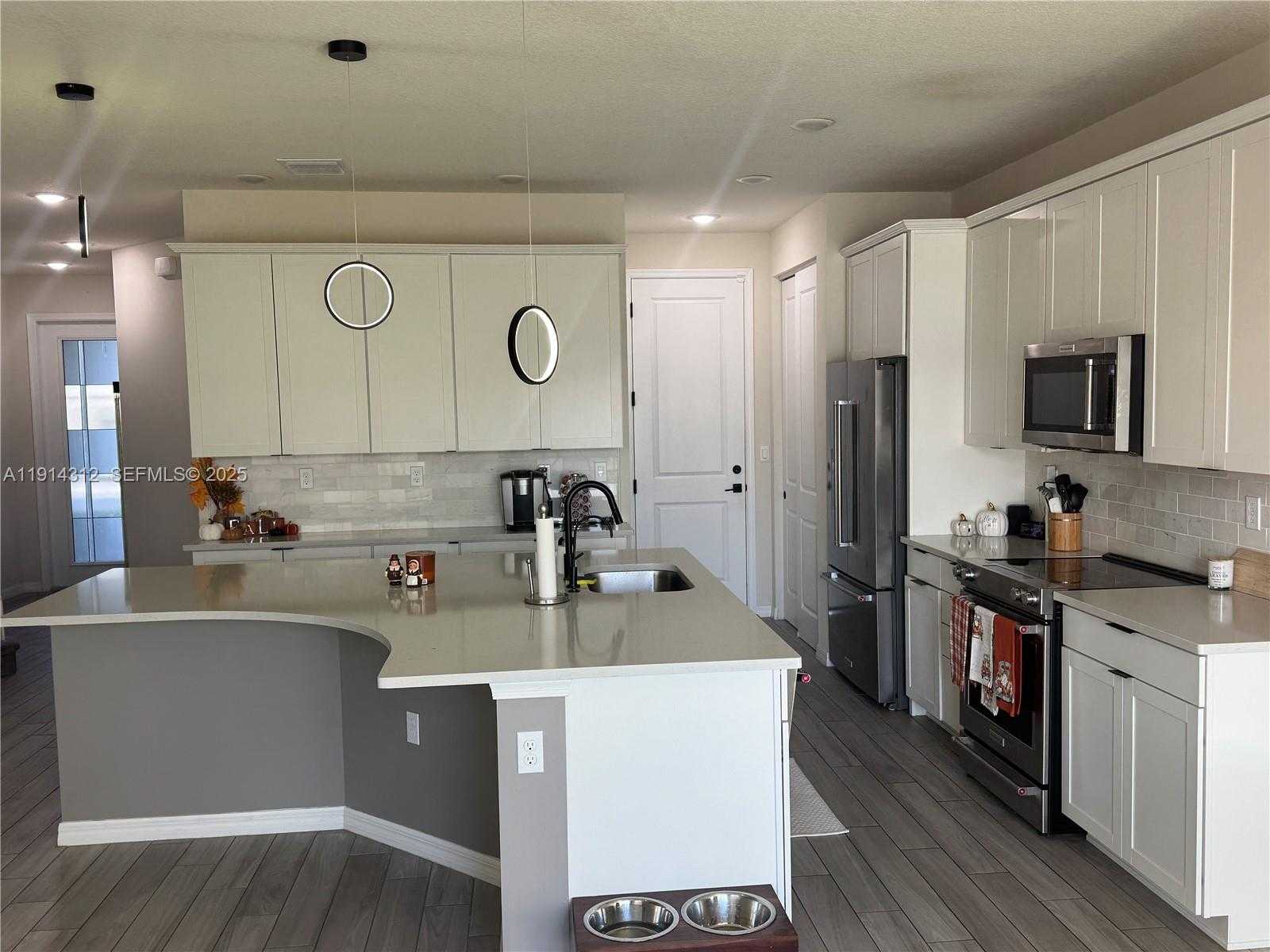 Small Image of 2162 APPLETON CIR N, Oakland Park Number 9