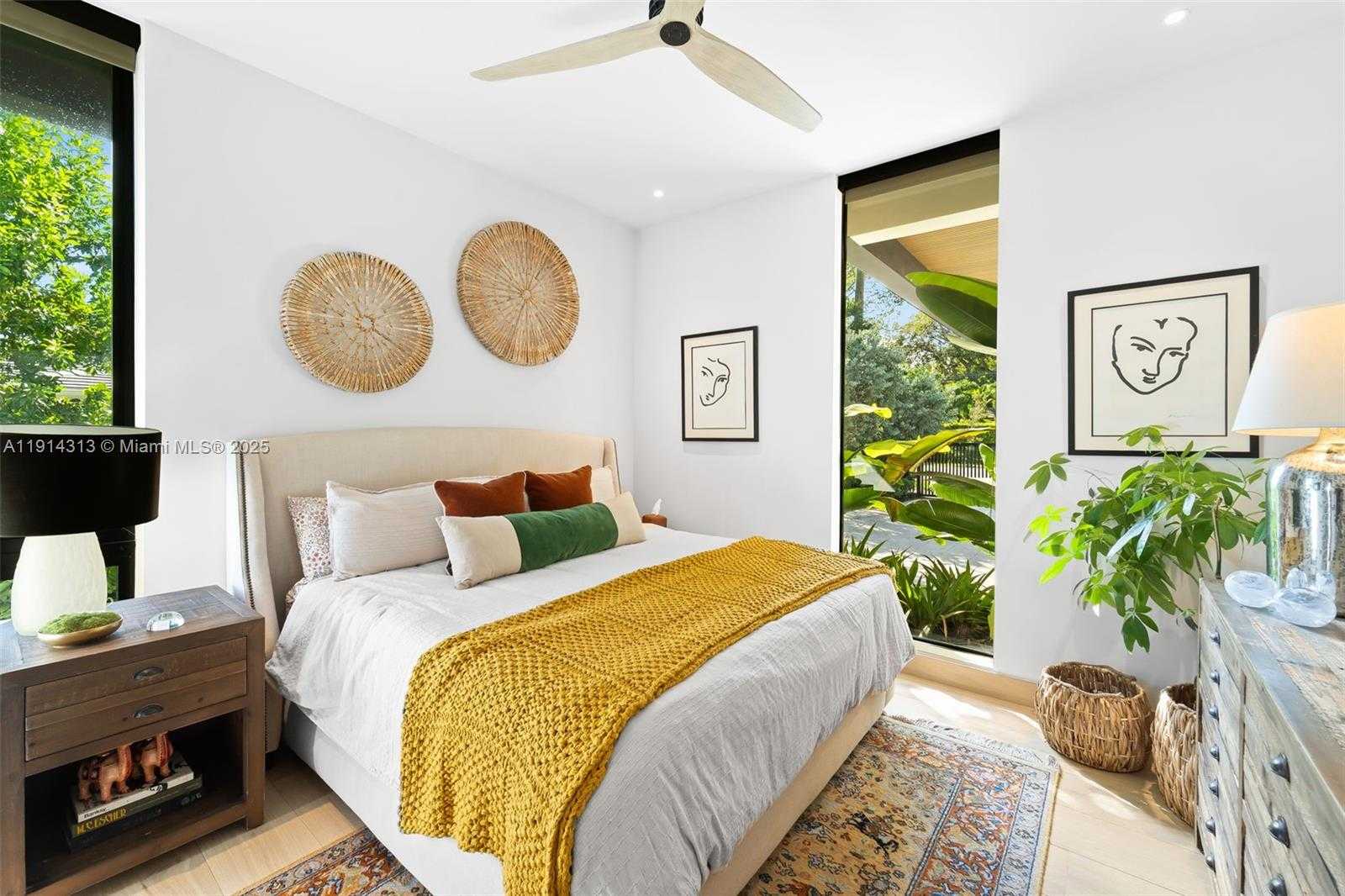 Small Image of 8625 NORTH EAST 10TH AVE, Miami Number 17