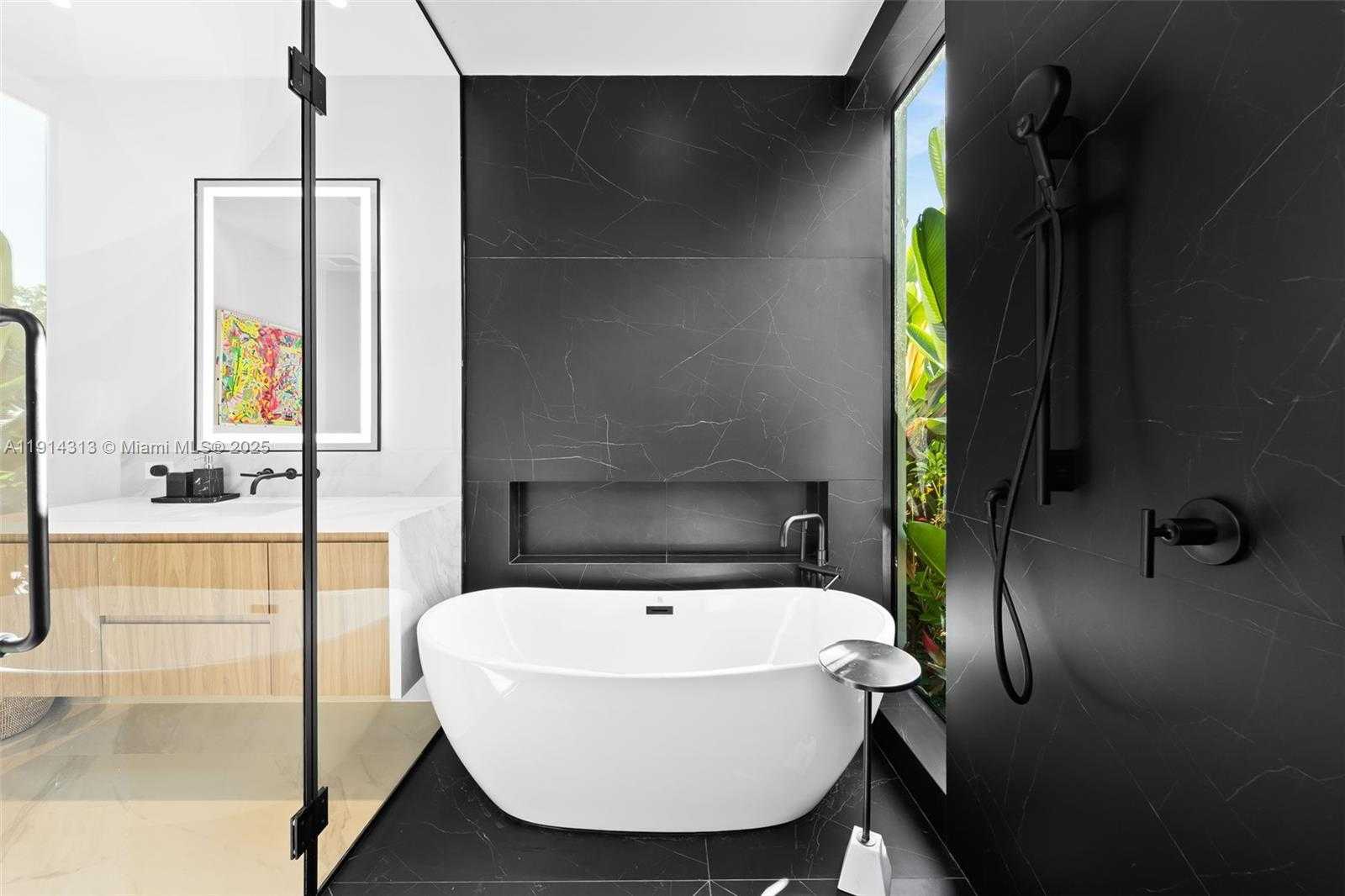 Small Image of 8625 NORTH EAST 10TH AVE, Miami Number 23