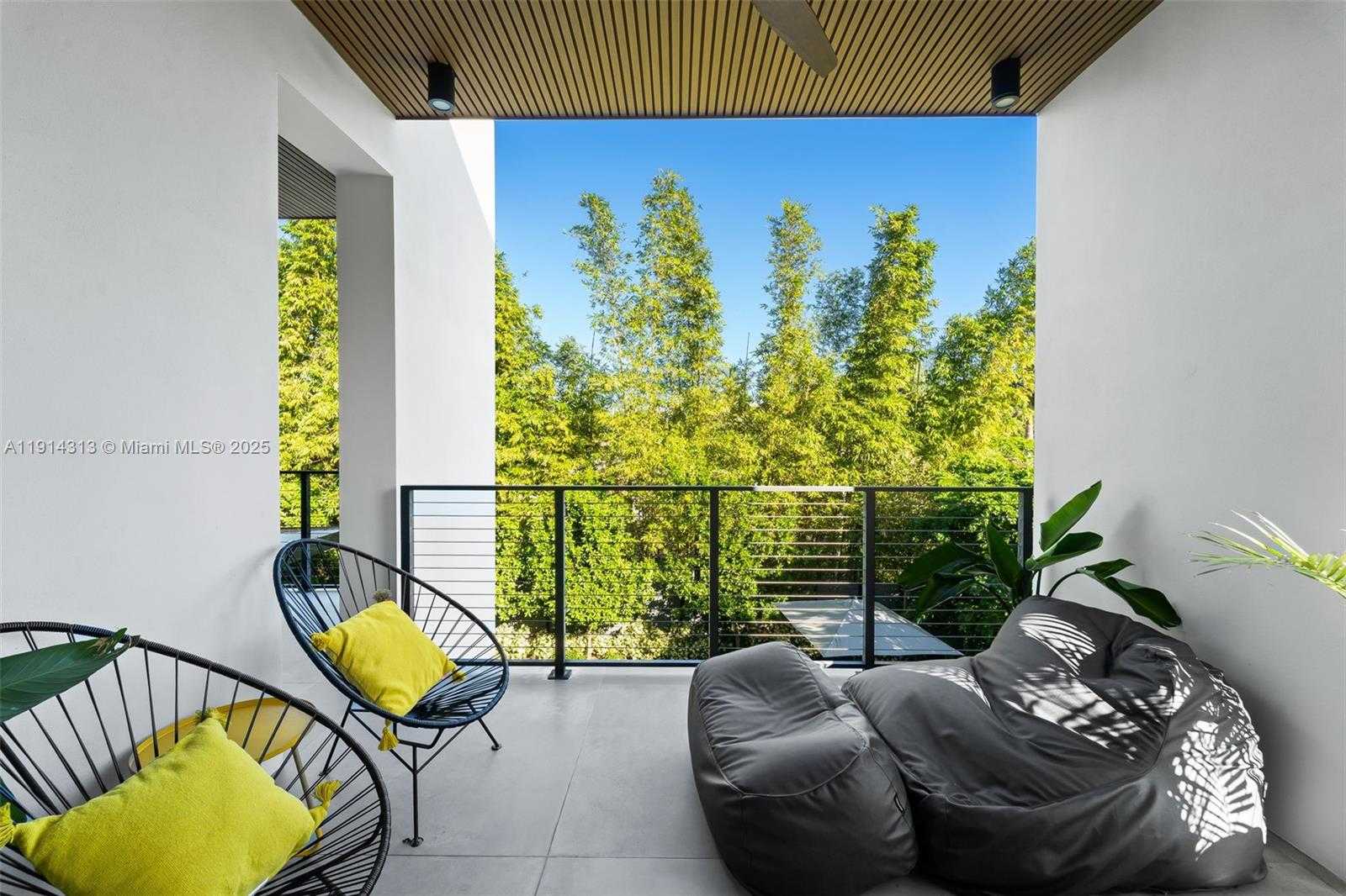 Small Image of 8625 NORTH EAST 10TH AVE, Miami Number 25