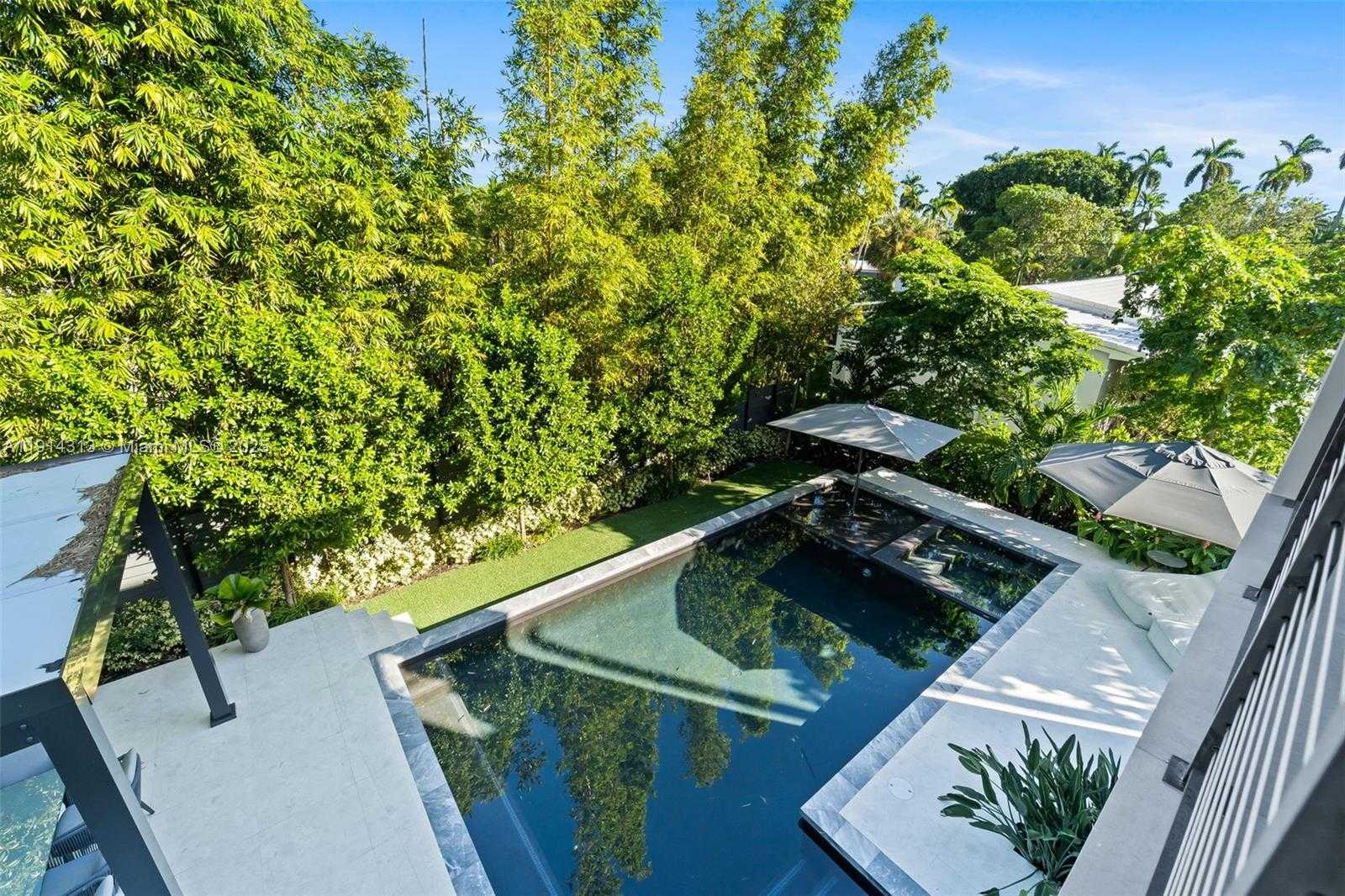 Small Image of 8625 NORTH EAST 10TH AVE, Miami Number 34