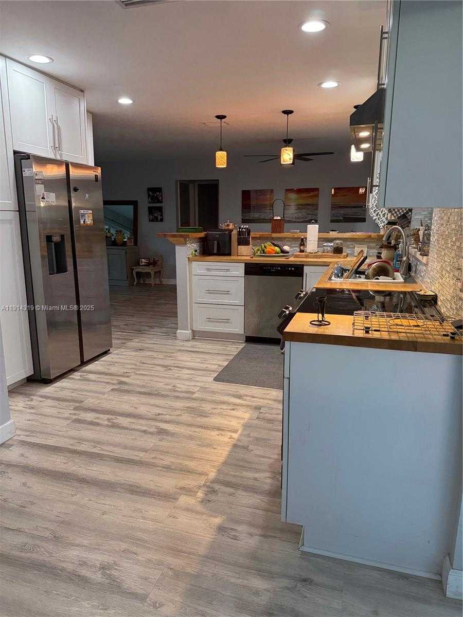 Small Image of 3600 NORTH WEST 113TH AVE, Sunrise Number 14