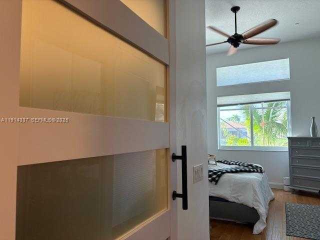 Small Image of 1163 CAMELLIA CIR, Weston Number 22