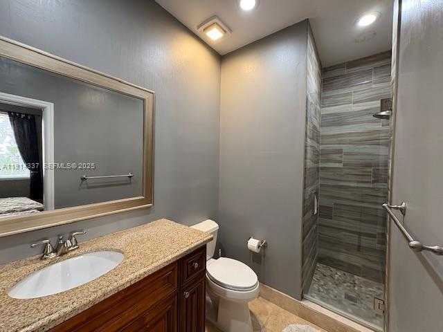 Small Image of 1163 CAMELLIA CIR, Weston Number 32