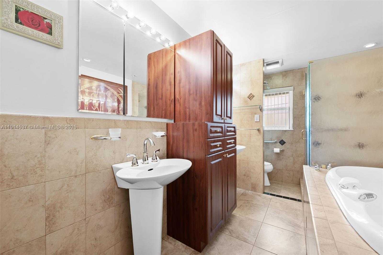 Small Image of 11241 NORTH WEST 27TH CT, Plantation Number 17