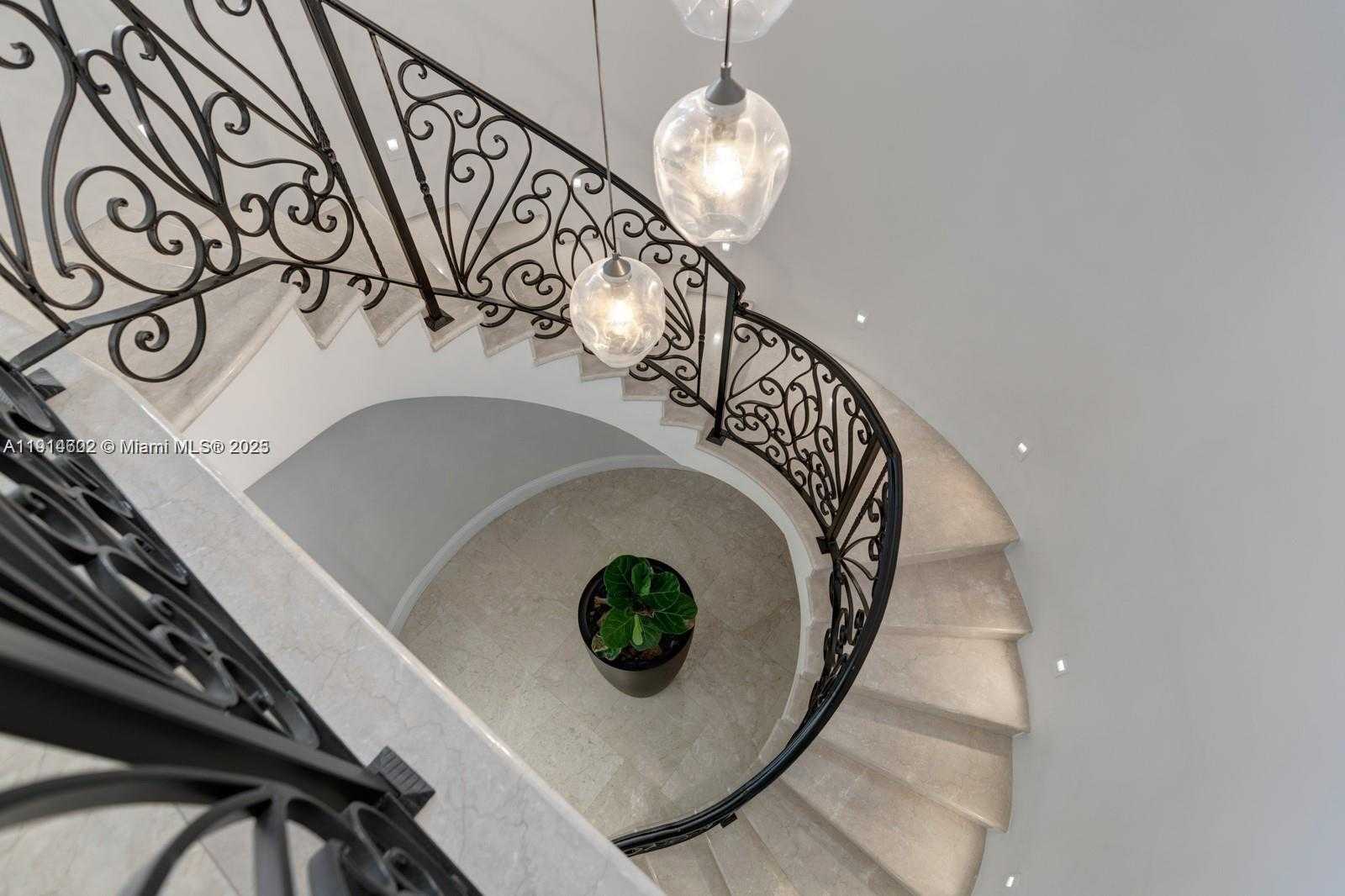 Small Image of 12650 SOUTH WEST 77TH AVE, Pinecrest Number 10