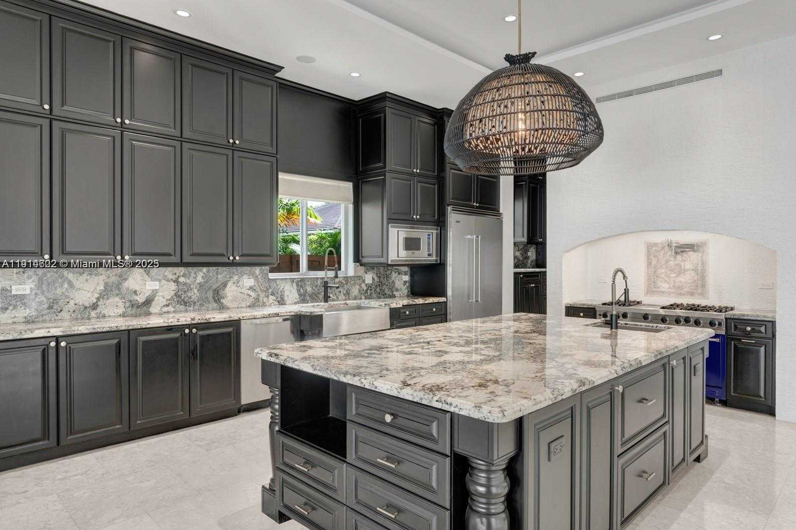 Small Image of 12650 SOUTH WEST 77TH AVE, Pinecrest Number 28