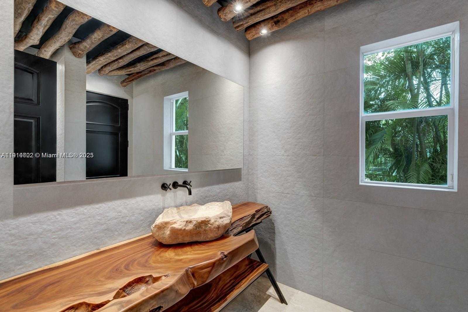 Small Image of 12650 SOUTH WEST 77TH AVE, Pinecrest Number 30