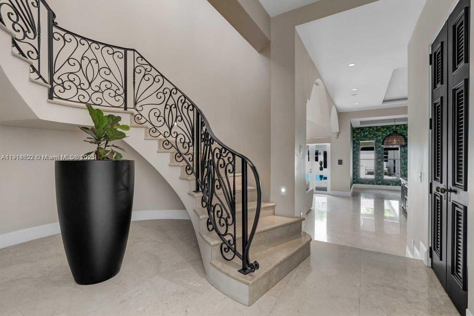 Small Image of 12650 SOUTH WEST 77TH AVE, Pinecrest Number 31