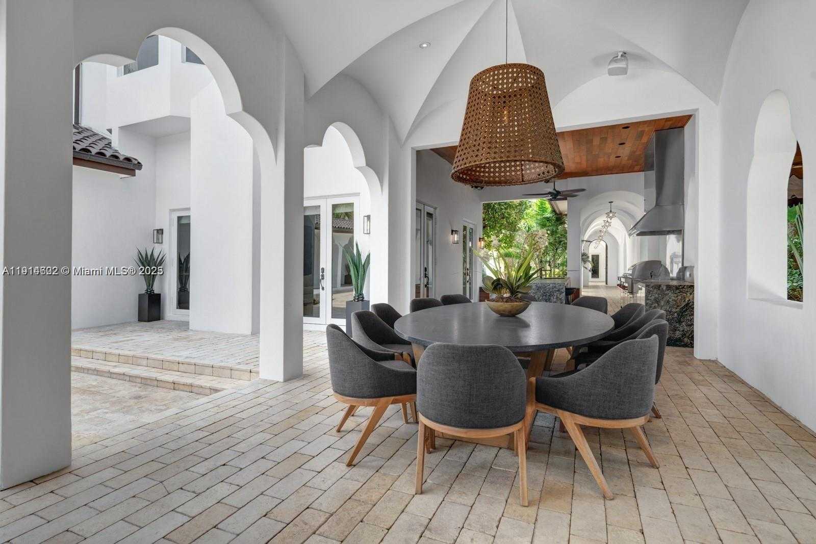 Small Image of 12650 SOUTH WEST 77TH AVE, Pinecrest Number 33