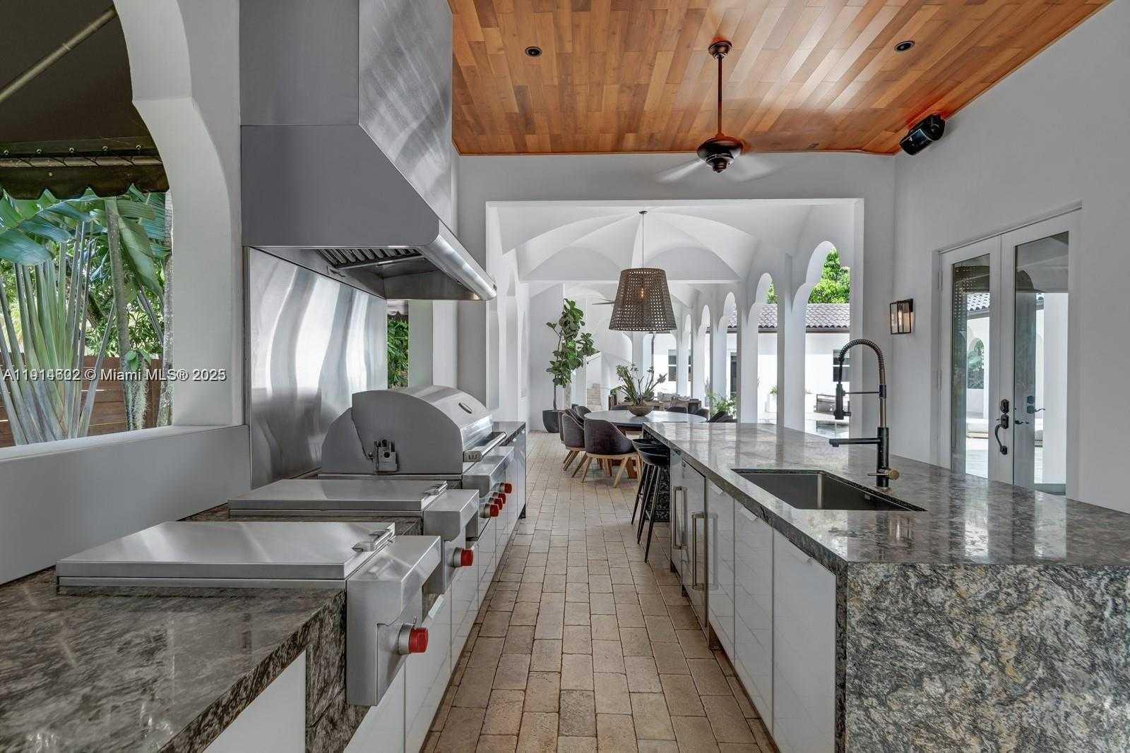 Small Image of 12650 SOUTH WEST 77TH AVE, Pinecrest Number 35