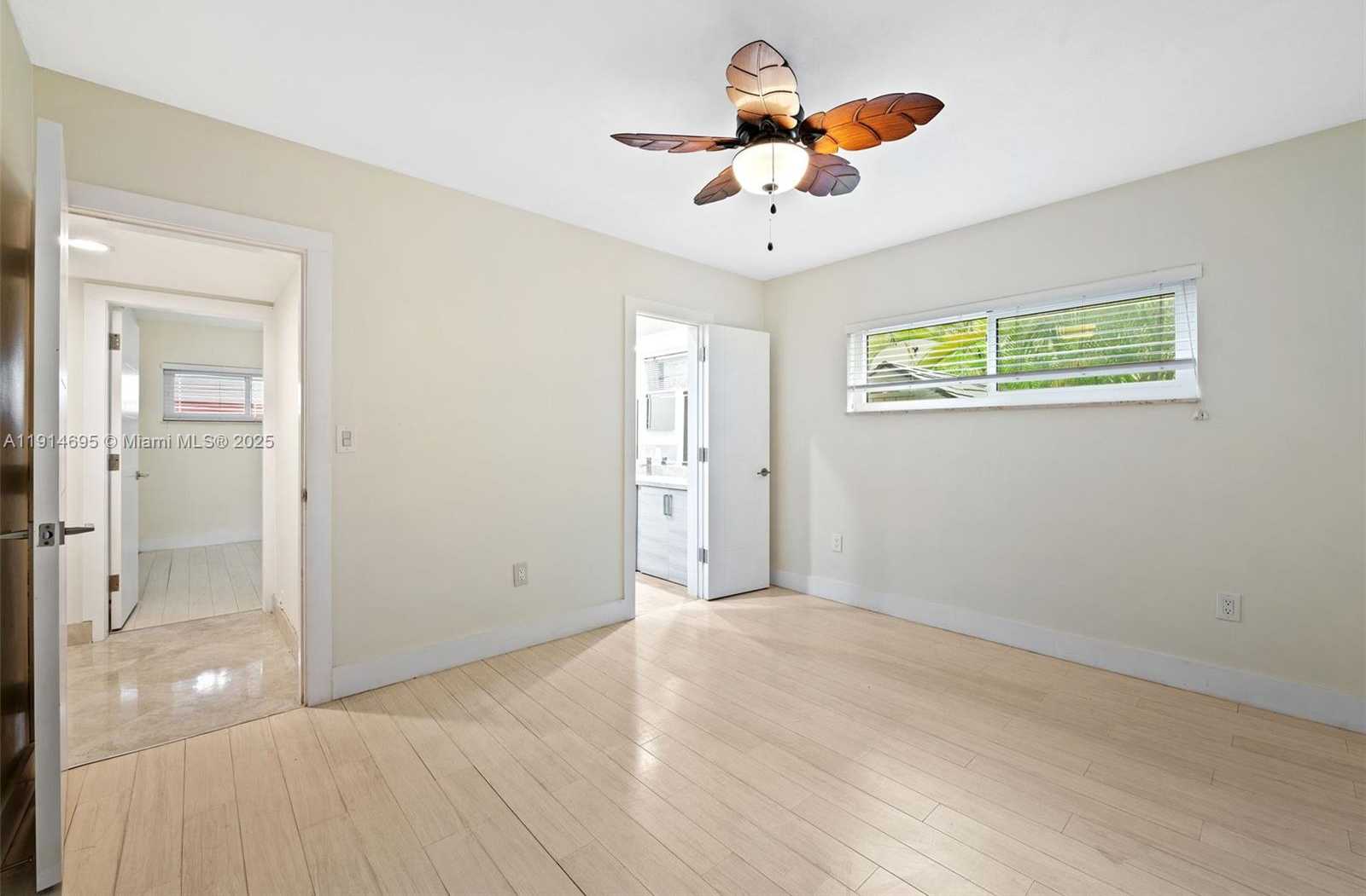 Small Image of 2015 NORTH EAST 120TH RD, North Miami Number 37