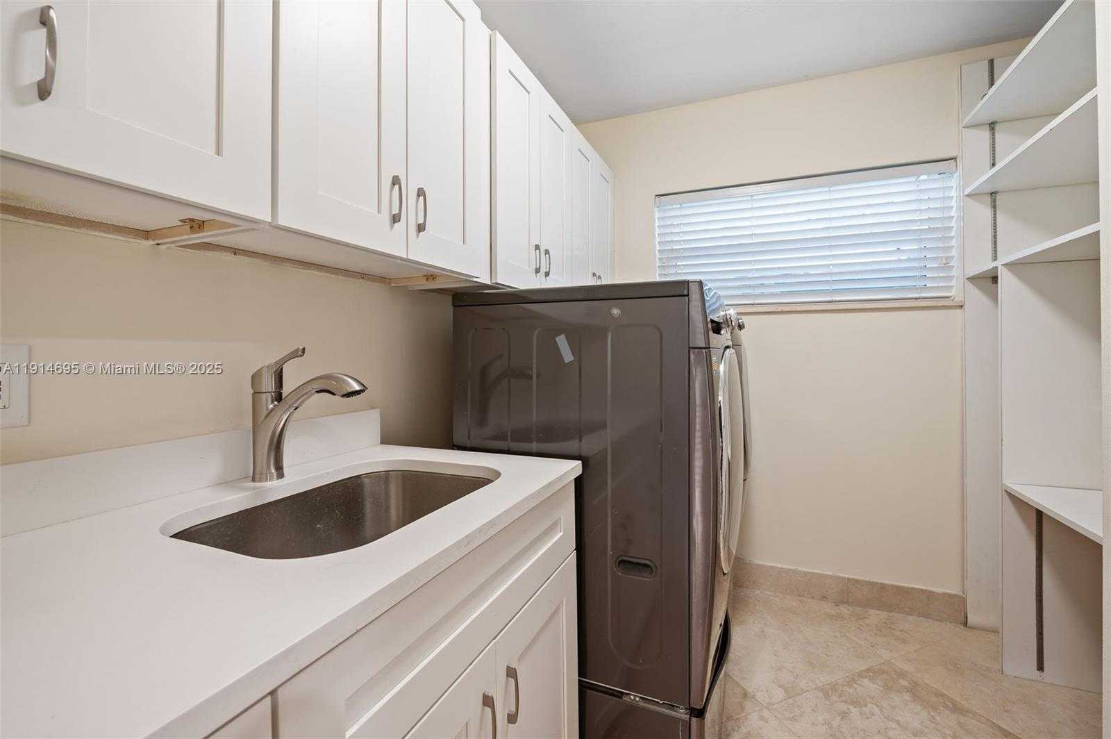 Small Image of 2015 NORTH EAST 120TH RD, North Miami Number 58