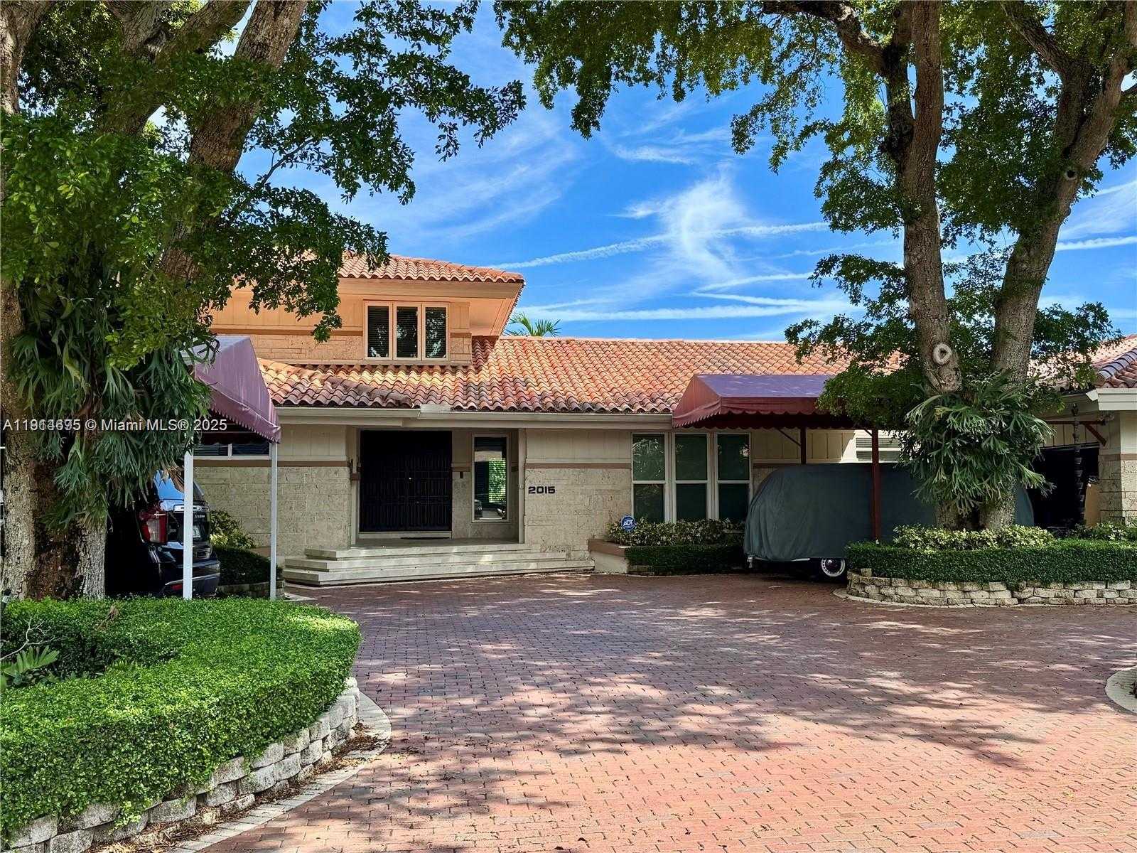 Small Image of 2015 NORTH EAST 120TH RD, North Miami Number 62