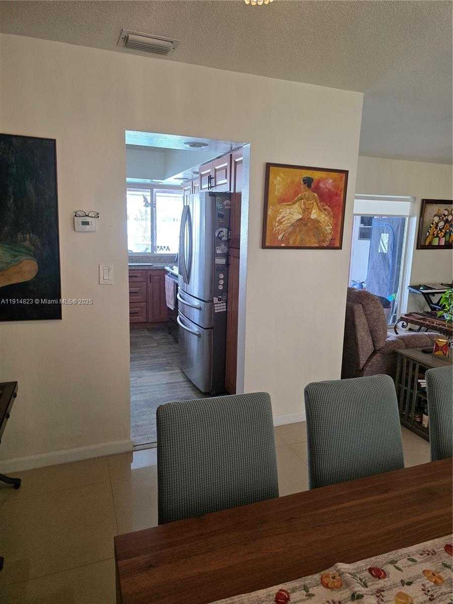 Small Image of 7917 TROPICANA ST, Miramar Number 18