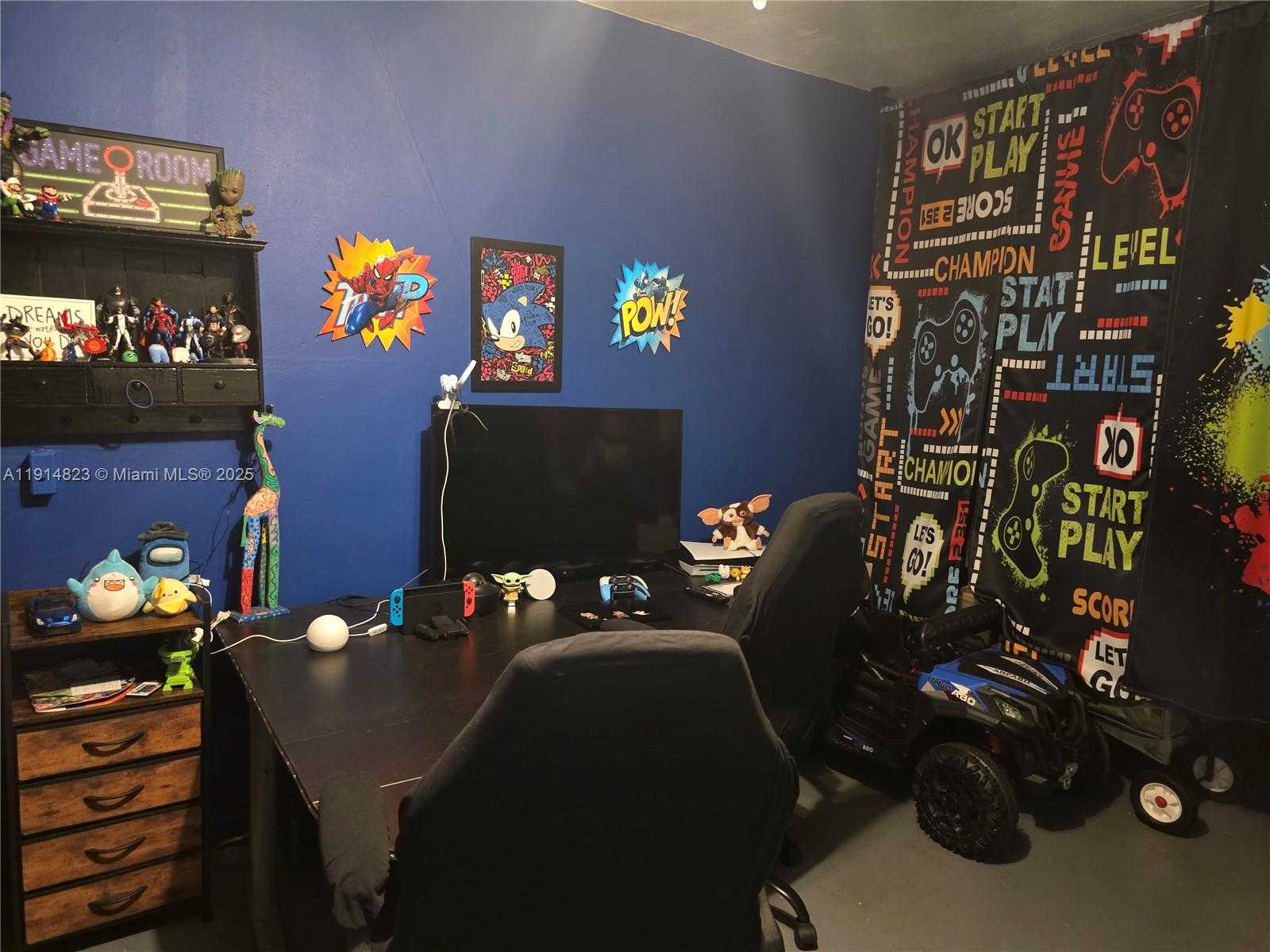 Small Image of 7917 TROPICANA ST, Miramar Number 44