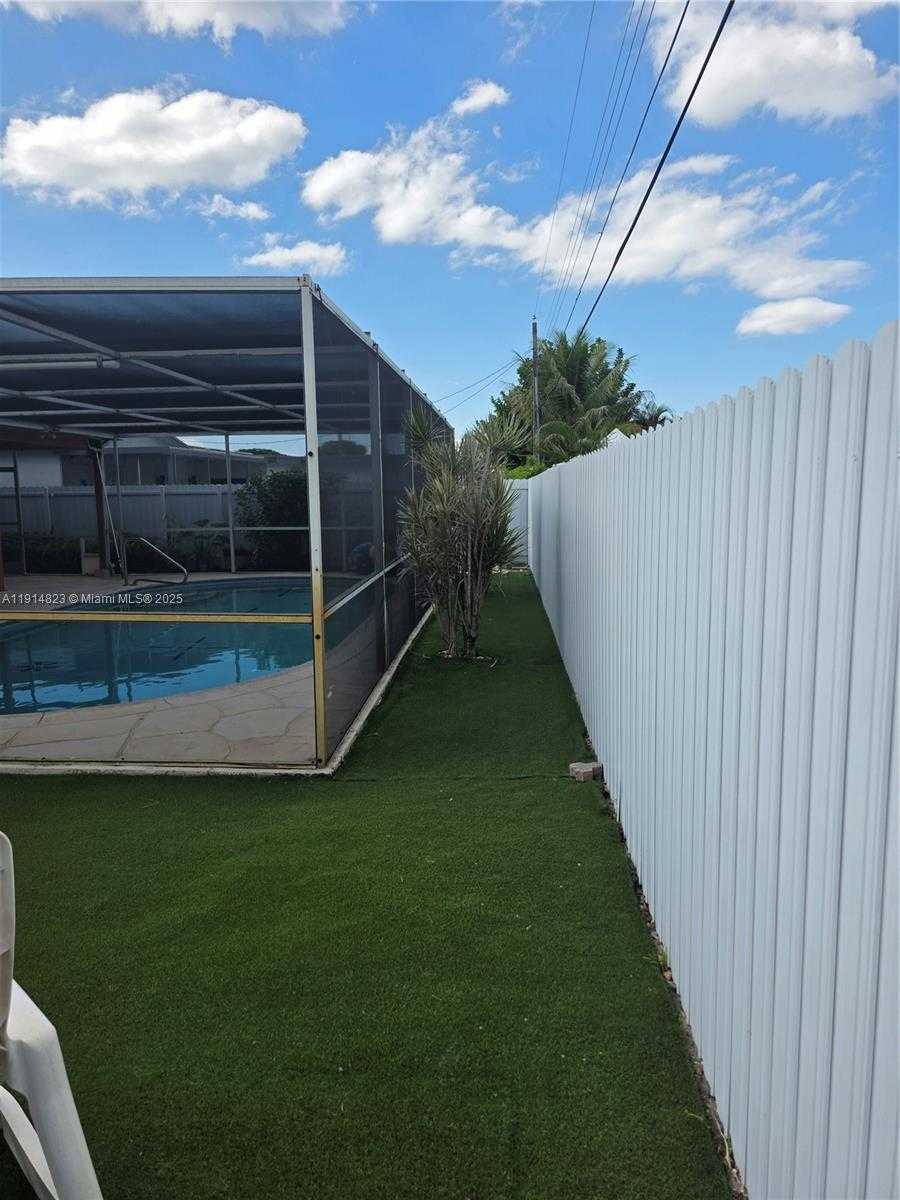 Small Image of 7917 TROPICANA ST, Miramar Number 58