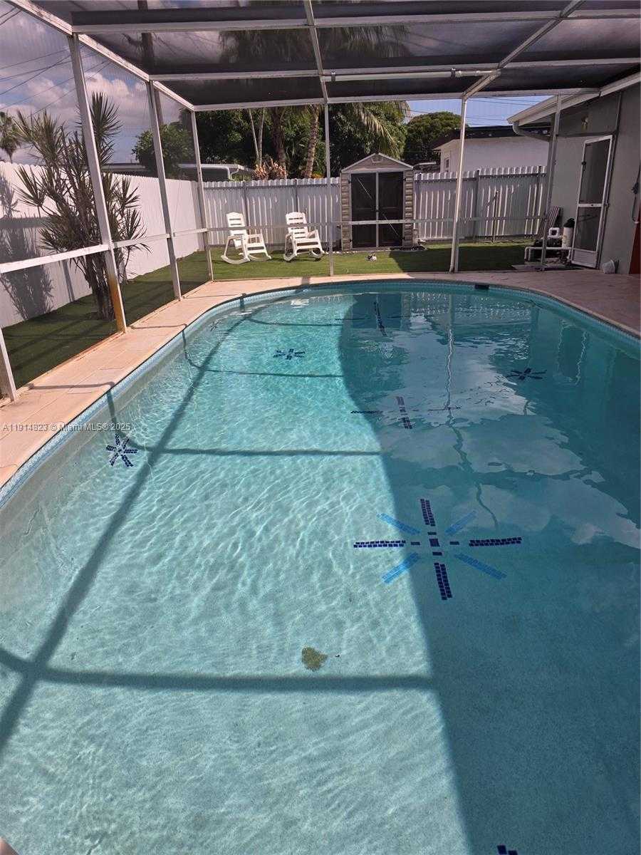 Small Image of 7917 TROPICANA ST, Miramar Number 60